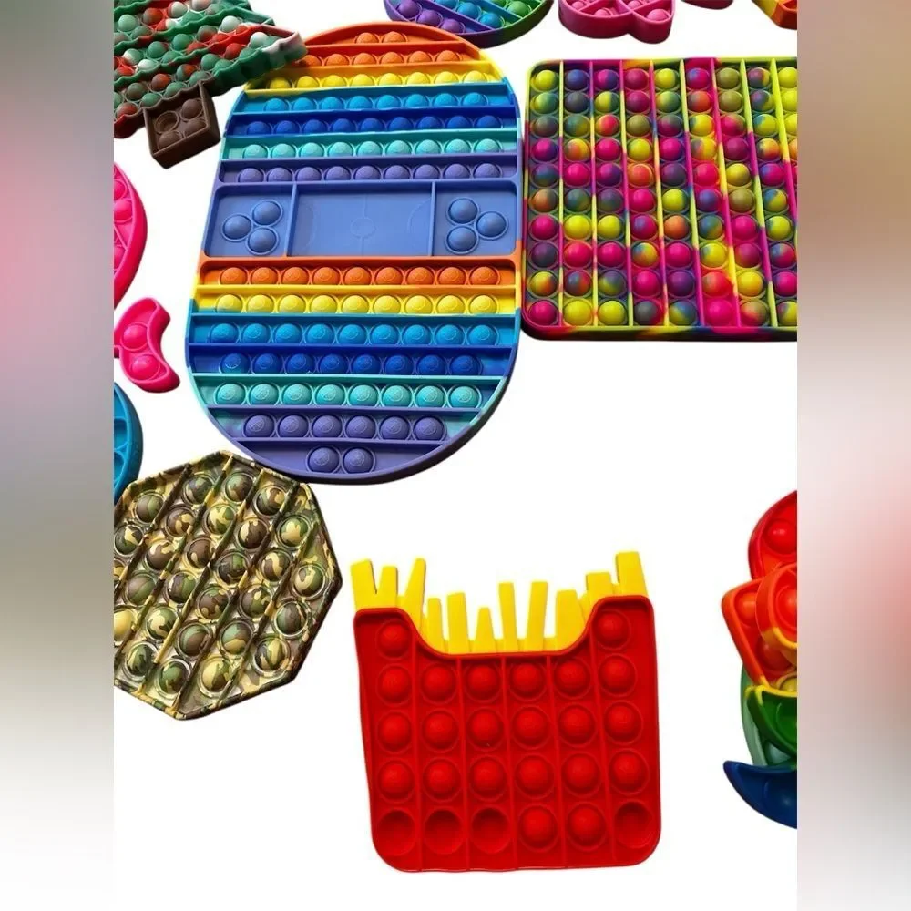 Lot of 35 Pop It Fidget Toy Set - Picture 11 of 11
